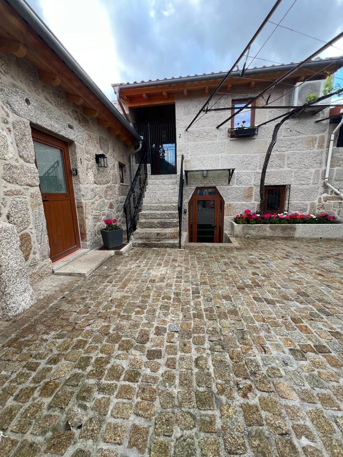 Eido De Bairros - Casa Vinha Da Touca T1 Villa Soajo Exterior foto
