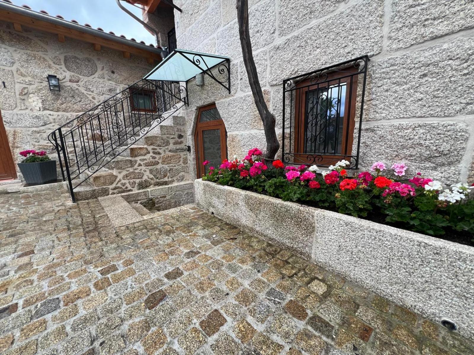 Eido De Bairros - Casa Vinha Da Touca T1 Villa Soajo Exterior foto